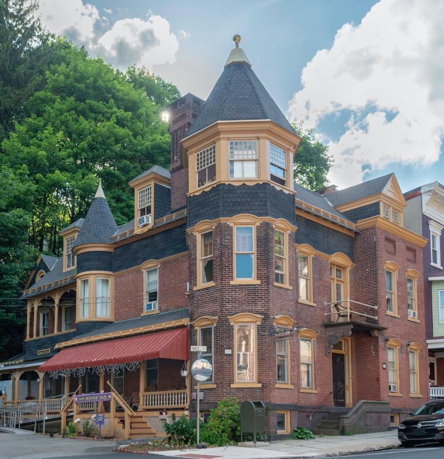 The Dolon House Bed & Breakfast! Bed & Breakfast Jim Thorpe Exterior photo